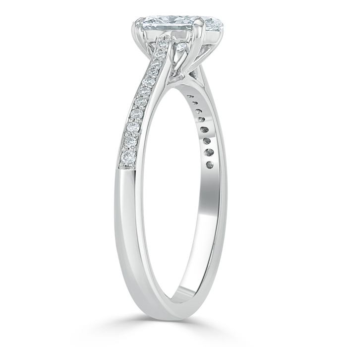 Platinum 950 Oval Shape Tapered Pavé Engagement Ring with Oval, 0.7ct, E Colour, VS1 Clarity