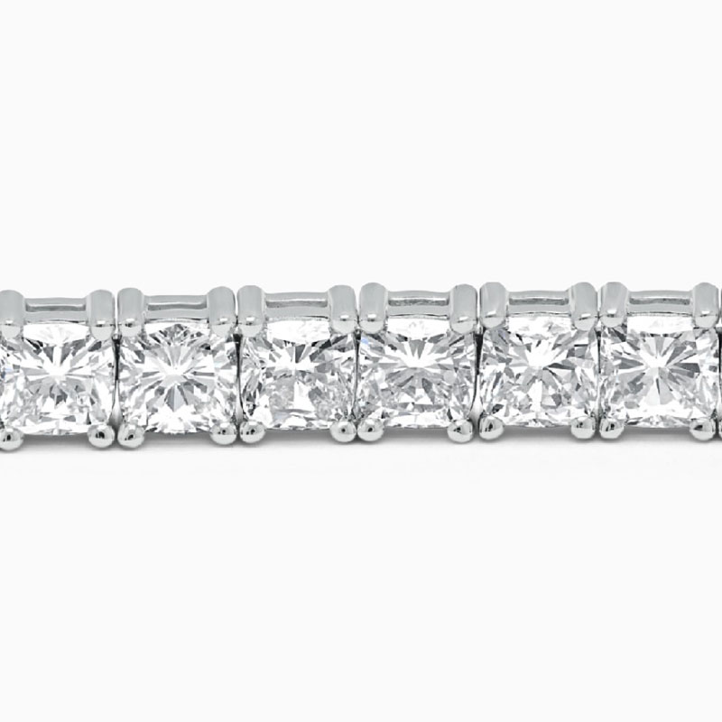 18ct White Gold Cushion Cut Diamond Line Bracelet - 15.28ct