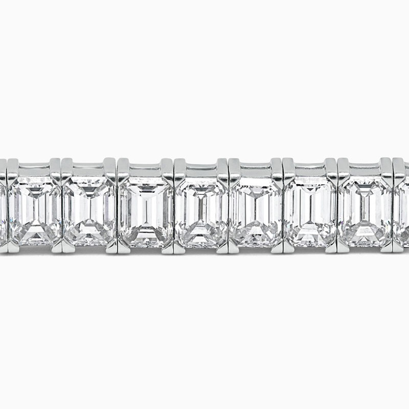 18ct White Gold Emerald Cut Diamond Line Bracelet - 15.93ct