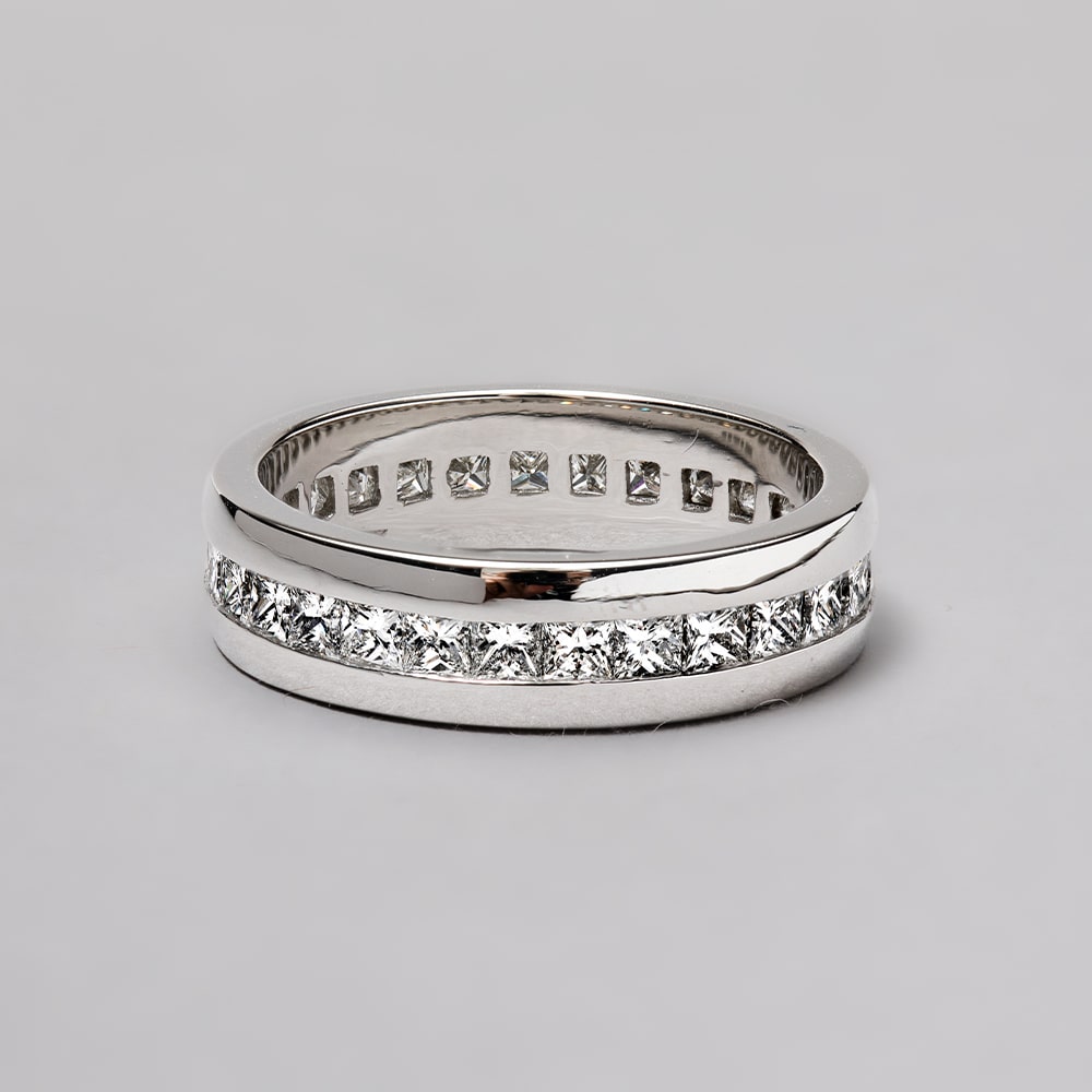 Platinum Central Channel With Princess Eternity Ring