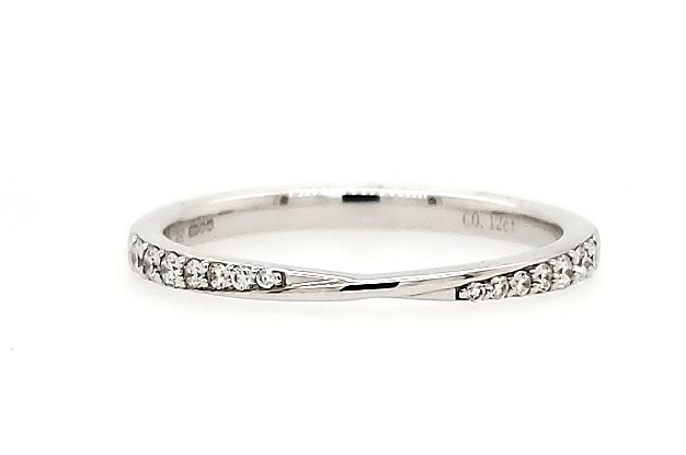 Pinch With Ribbon Eternity Ring