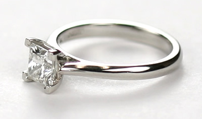princess diamond engagement ring 