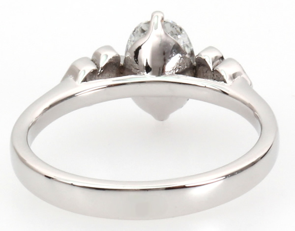 oval-shaped diamond engagement ring 