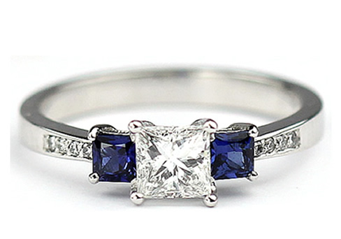 sapphire and diamond engagement ring 