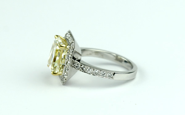 yellow diamond ring 
